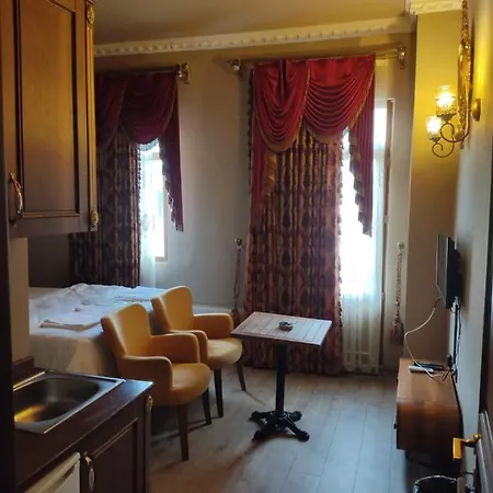 Zero Suit * Isztambul